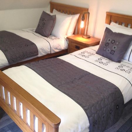 The Little Cow Shed Villa สวอนซี ภายนอก รูปภาพ